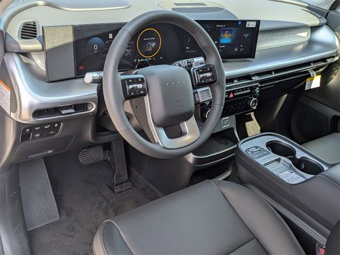 New 2026 Hyundai Ioniq 9 SEL image 14