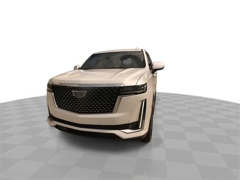 Certified 2022 Cadillac Escalade Premium Luxury image 5