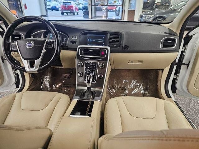 Used 2015 Volvo S60 T5 Premier Plus AWD/4WD image 10