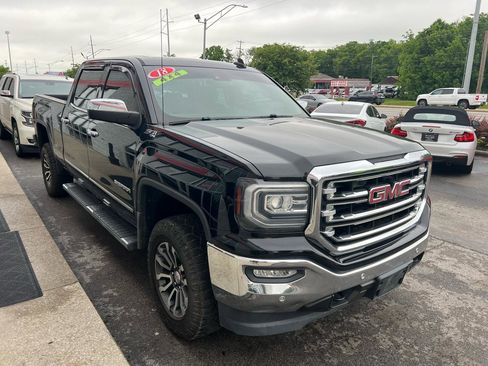 Used 2018 GMC Sierra 1500 SLT AWD/4WD image 10