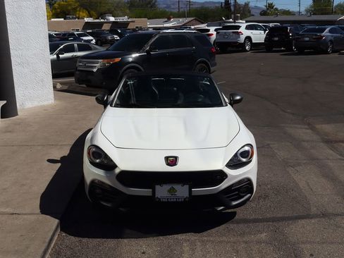 Used 2017 FIAT 124 Spider Abarth image 16
