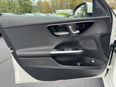 Used 2025 Mercedes-Benz C 300 4MATIC Sedan image 19