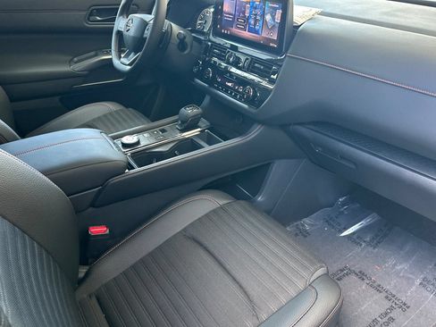 New 2026 Nissan Pathfinder Rock Creek AWD/4WD image 18