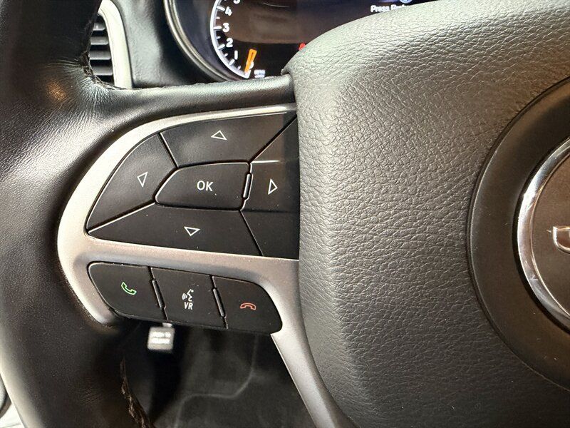 Used 2022 Jeep Grand Cherokee Limited w/ Trailer Tow Group IV AWD/4WD image 8