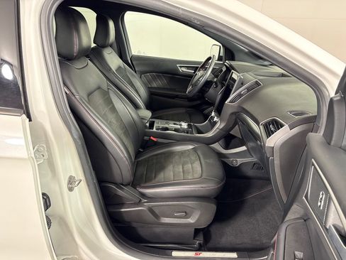 Certified 2024 Ford Edge ST-Line AWD/4WD image 7