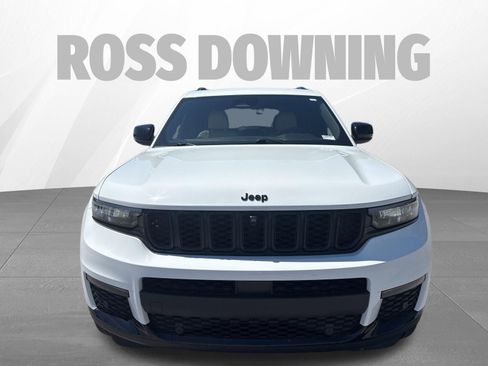 Used 2023 Jeep Grand Cherokee L Limited w/ Luxury Tech Group II AWD/4WD image 2