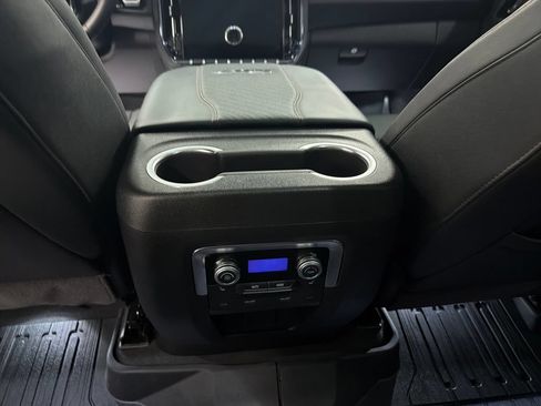 Used 2026 GMC Yukon XL AT4 w/ AT4 Premium Plus Package AWD/4WD image 15