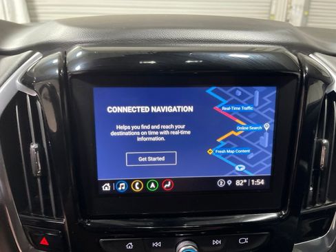 Used 2023 Chevrolet Traverse RS FWD image 20