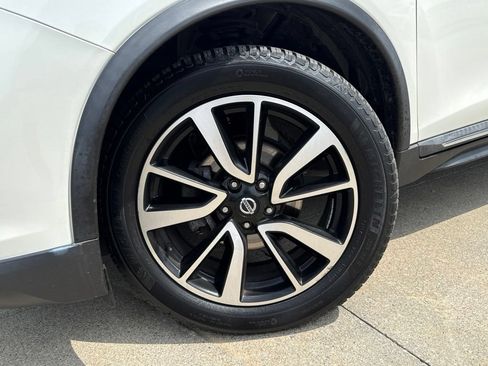 Used 2019 Nissan Rogue SL AWD/4WD image 49