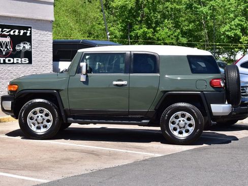 Used 2012 Toyota FJ Cruiser 4WD w/ Upgrade Pkg image 4