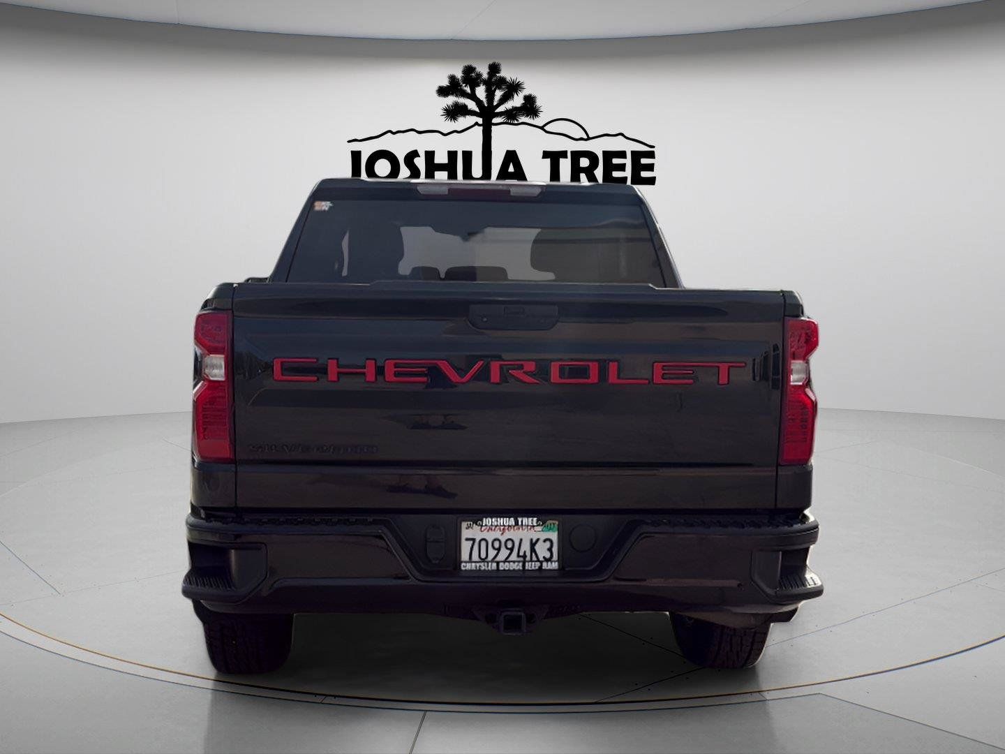 Used 2022 Chevrolet Silverado 1500 LT w/ Bed Protection Package RWD image 9