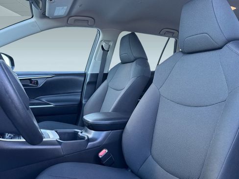 New 2025 Toyota RAV4 LE image 23