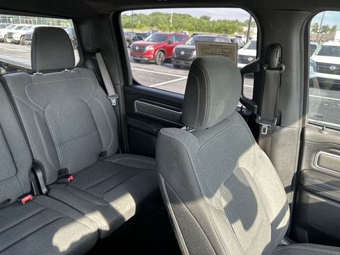 Used 2021 RAM 1500 Big Horn AWD/4WD image 14