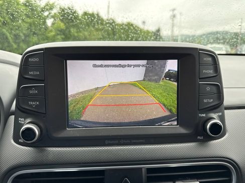 Used 2018 Hyundai Kona SEL AWD/4WD image 25
