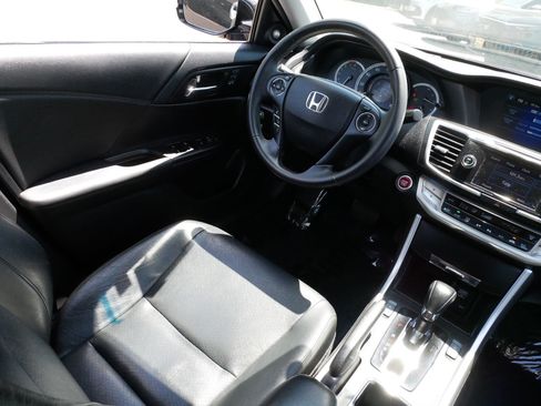 Used 2015 Honda Accord EX-L image 9