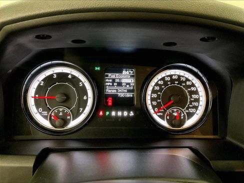 Used 2019 RAM 1500 Express AWD/4WD image 19