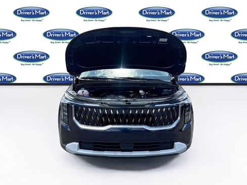 Used 2025 Kia Carnival FWD image 34