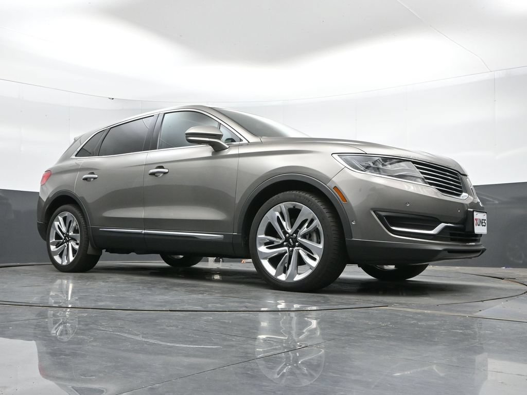 Used 2016 Lincoln MKX Reserve w/ Luxury Package AWD/4WD image 35