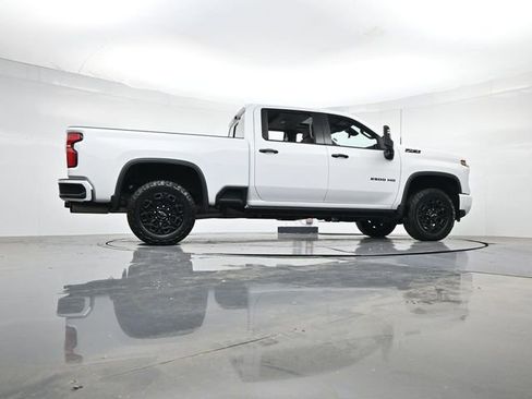 Used 2024 Chevrolet Silverado 2500 LTZ w/ LTZ Plus Package AWD/4WD image 30
