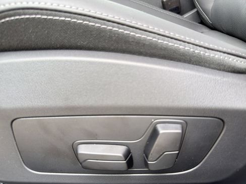 Used 2026 BMW 228i w/ Premium Package FWD image 14