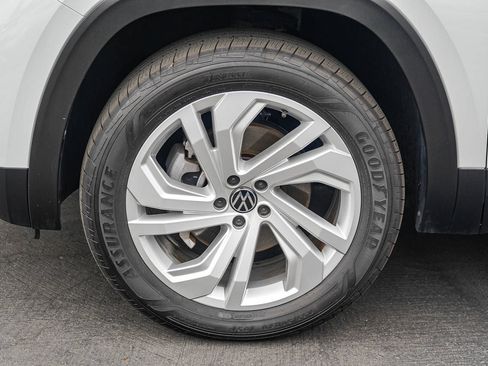 Certified 2023 Volkswagen Atlas SE FWD image 10