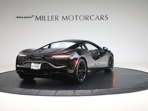 Used 2025 McLaren Artura image 7
