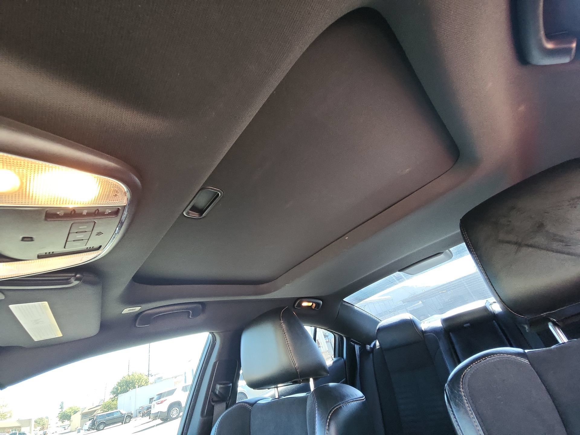 Certified 2018 Dodge Charger R/T RWD image 16