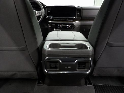 Used 2025 GMC Sierra 1500 Elevation image 15