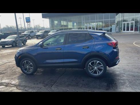 Certified 2023 Buick Encore GX Select image 5