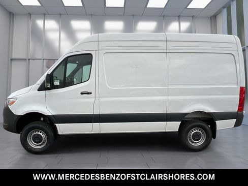 New 2026 Mercedes-Benz Sprinter 2500 image 2