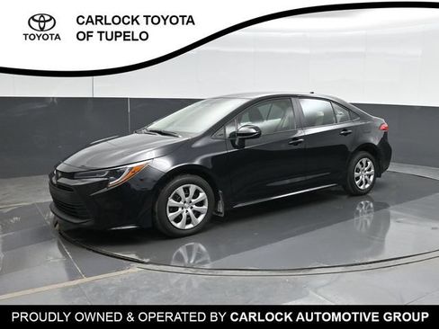 Used 2026 Toyota Corolla LE FWD image 1