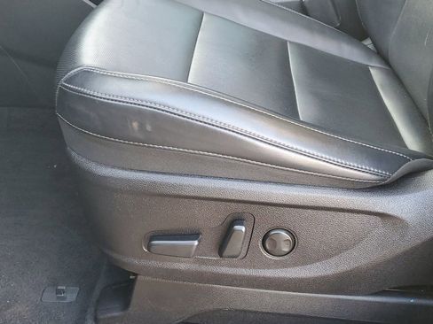 Certified 2024 Kia Telluride S w/ S Sunroof Package image 12