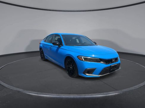Used 2024 Honda Civic Sport image 2