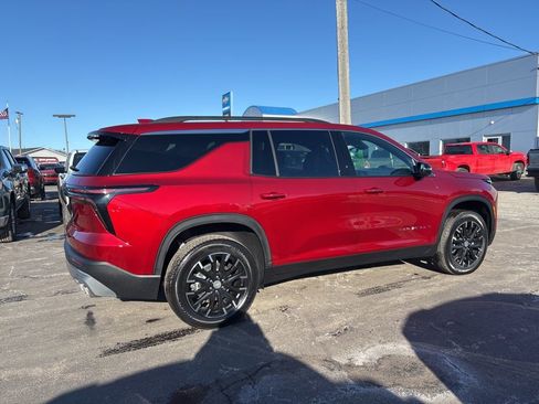 New 2026 Chevrolet Traverse LT w/ Sun and Wheel Package image 4