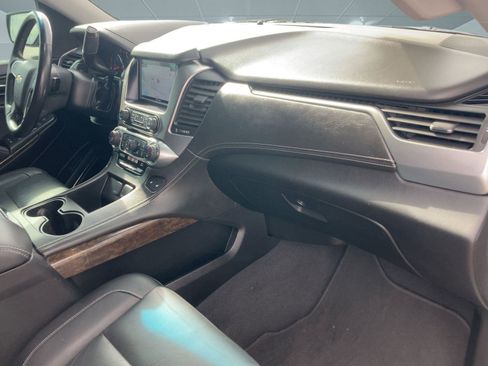 Used 2019 Chevrolet Tahoe LT image 22