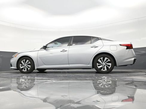 Used 2019 Nissan Altima 2.5 S FWD image 21