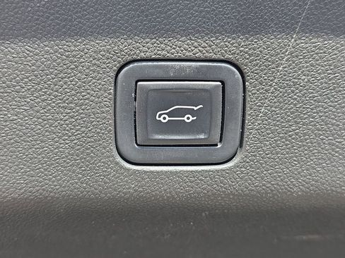 Certified 2022 GMC Yukon Denali AWD/4WD image 14
