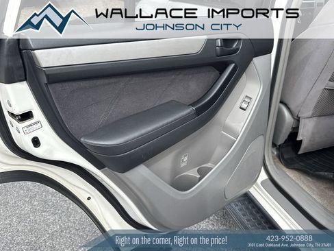 Used 2005 Toyota 4Runner Limited image 29
