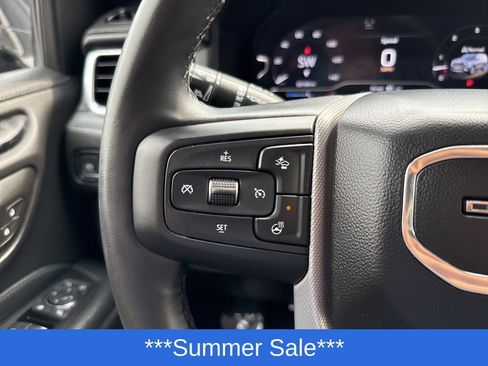 Used 2023 GMC Yukon XL Denali image 21