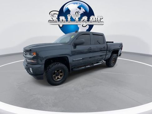 Used 2018 Chevrolet Silverado 1500 LT w/ All Star Edition image 4