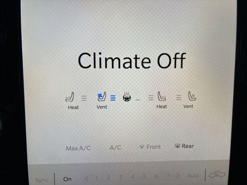 Used 2022 RAM 1500 Laramie w/ Sport Appearance Package image 21