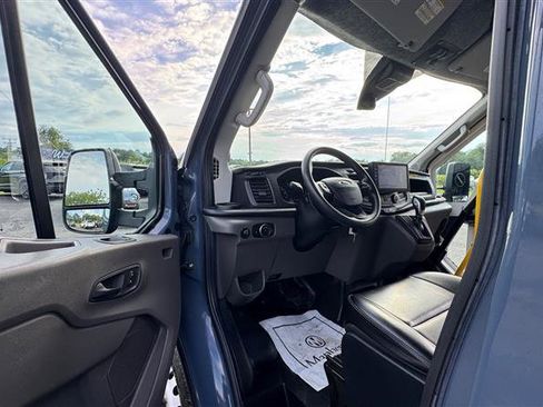 Used 2021 Ford Transit 350 DRW RWD image 36