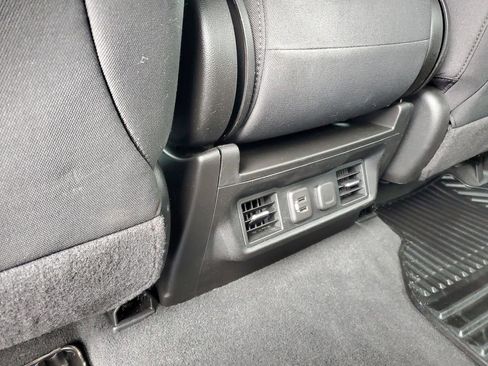 Certified 2022 Chevrolet Silverado 1500 LT image 28