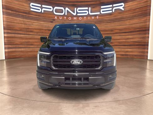Used 2025 Ford F150 Lariat w/ Equipment Group 501A Mid AWD/4WD image 9