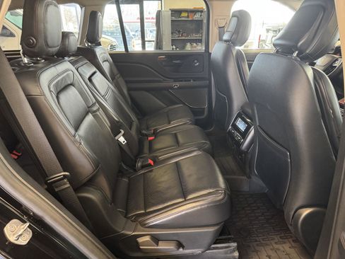 Used 2020 Lincoln Aviator Reserve w/ Equipment Group 201A image 29