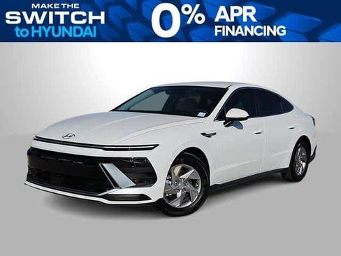 New 2026 Hyundai Sonata SE image 1