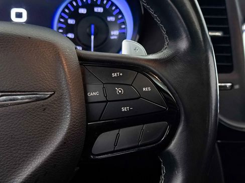 Used 2018 Chrysler 300 S w/ 300S Premium Group image 36