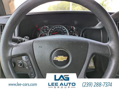 Used 2022 Chevrolet Express 3500 Extended w/ Driver Convenience Package RWD image 22