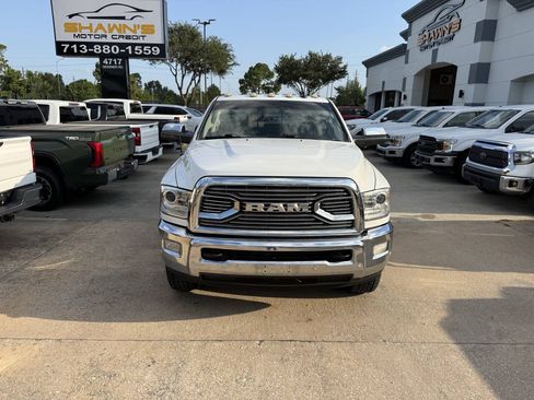 Used 2018 RAM 2500 Laramie w/ Convenience Group AWD/4WD image 42