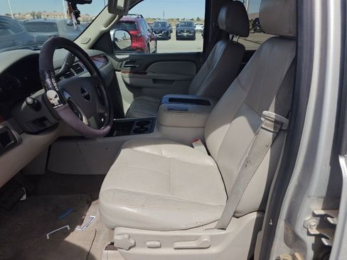 Used 2014 GMC Yukon XL SLT RWD image 7